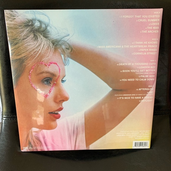 SEALED Taylor Swift Lover Vinyl Limited Edition - Picture 4 of 4